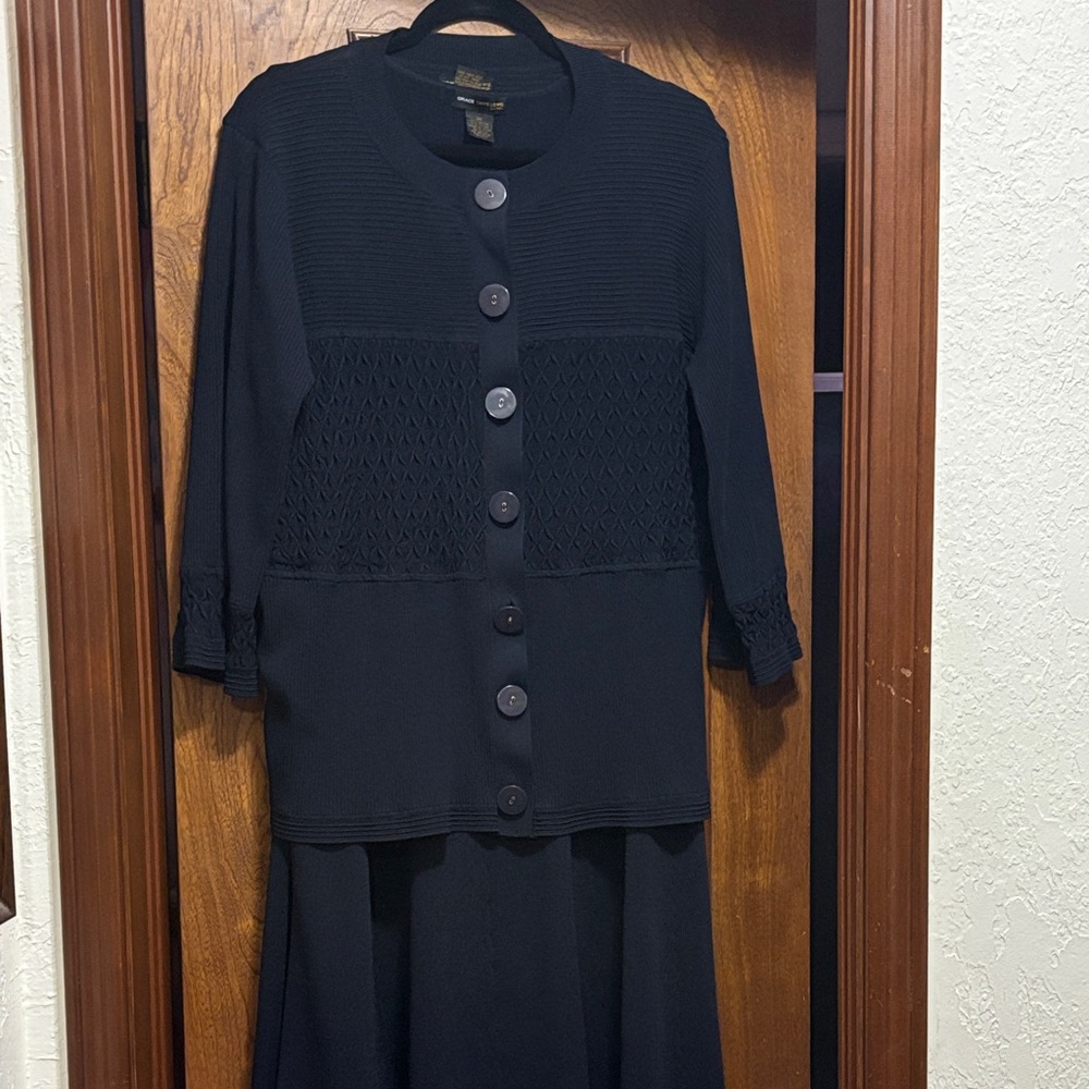 Elegant Black Midi Dress